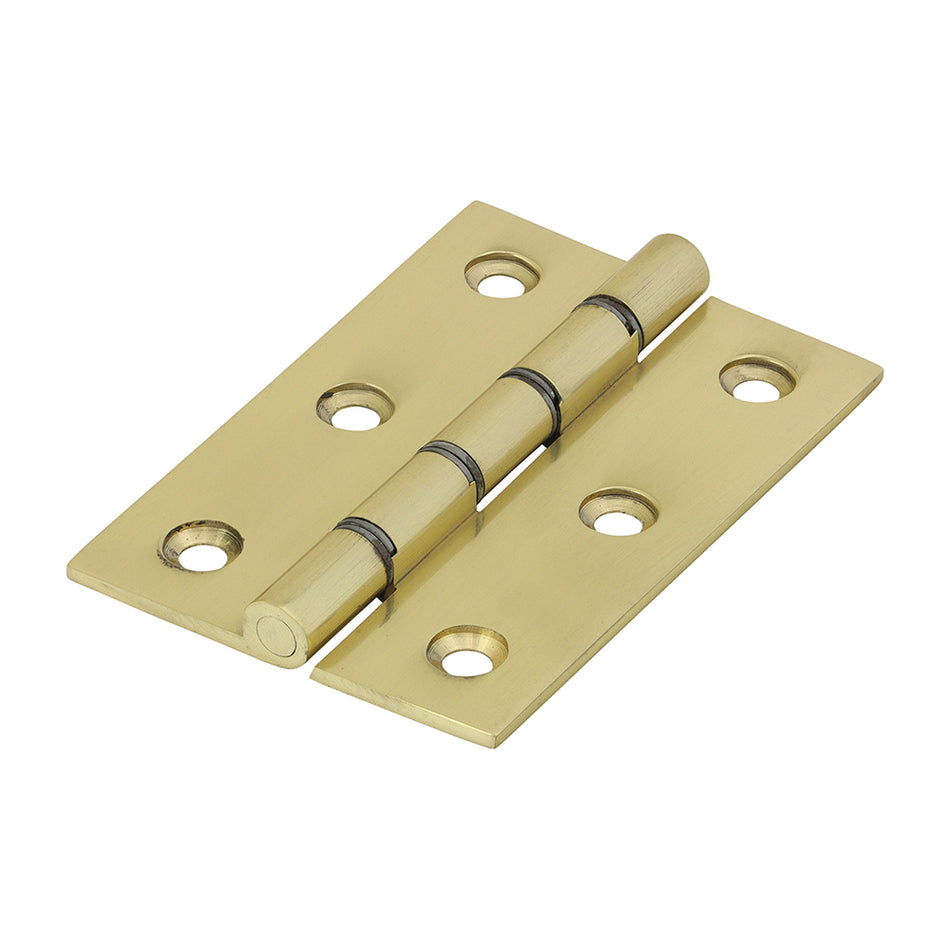 Double steel washered hinges are made to a high specification from solid drawn brass with steel pins. They are ideal for hanging internal doors in domestic applications. Featuring steel washers for long lasting operation and to prevent knuckle wear. Fixings included.